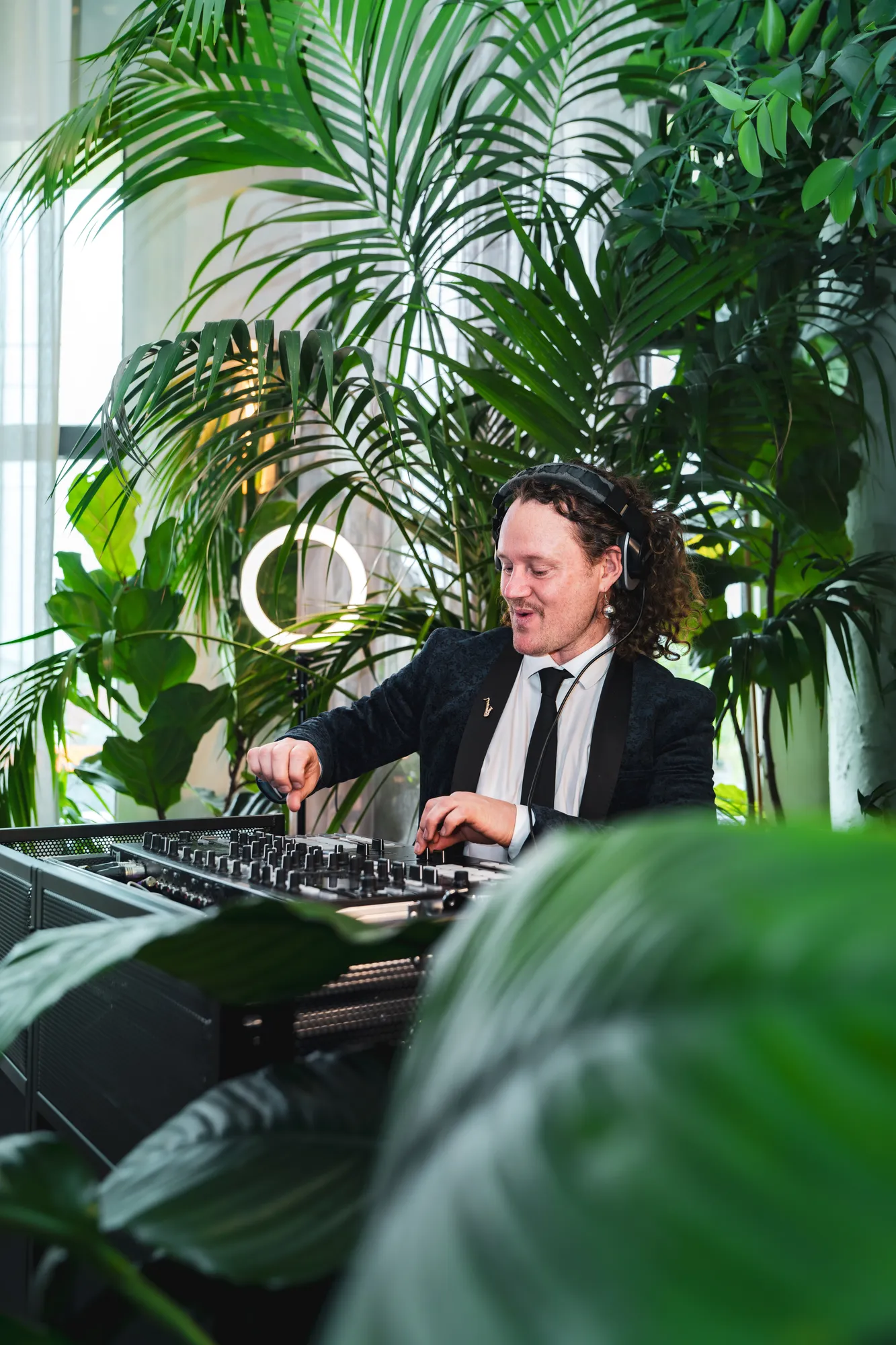 Ian performing at a wedding