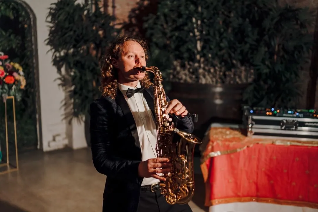 Ian performing at a wedding